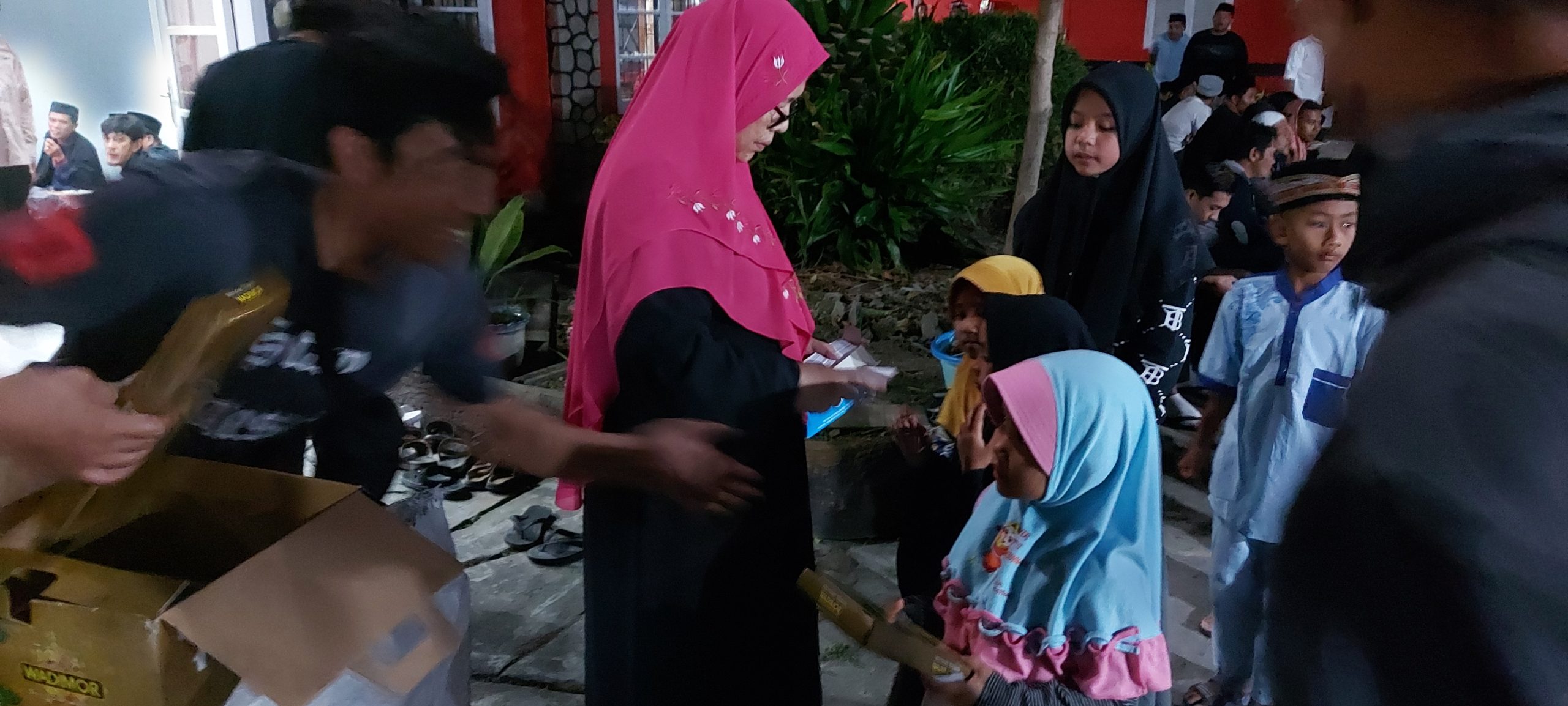 Tagore Abubakar Santuni Anak Yatim, “Mereka Tangungjawab Kita Bersama”
