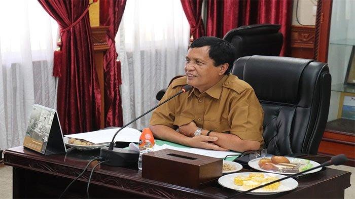 Harun Manzola Plt Dinas Pendidikan