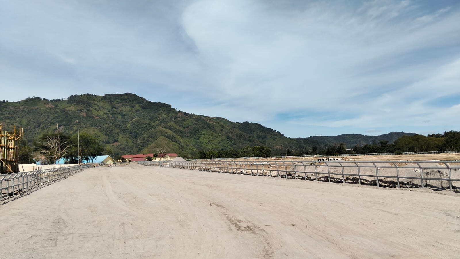 Lapangan Pacu Kuda Bebangka Bak Seorang Gadis, “Di Dandani” Dengan Nilai, Rp. 120 Miliar