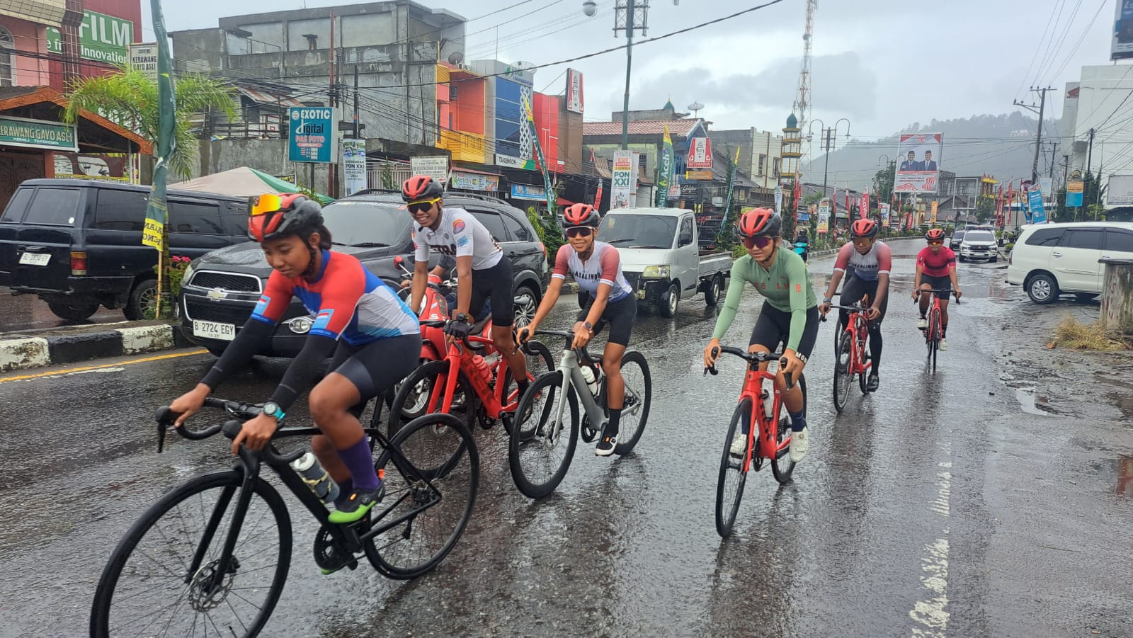 Suhu Air Danau Dingin, Atlit Triathlon PON Terhambat Kecepatan Gerak