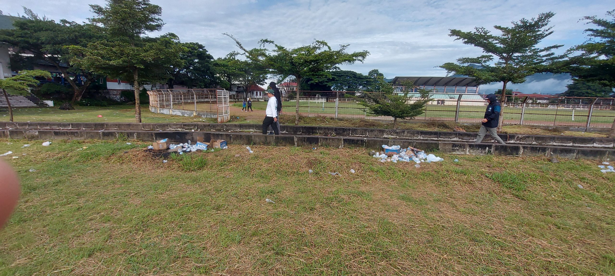Pelatihan Wasit Sisakan Tumpukan Sampah di Musara Alun