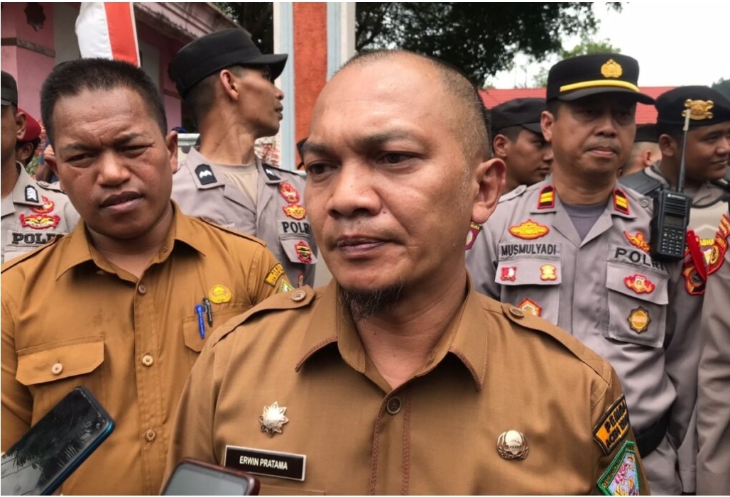 Terkait Aset Kominfo Rusak Parah, Sekda Erwin Pratama “Penebang Pohon Harus Bertangungjawab Atas Kerusakan”