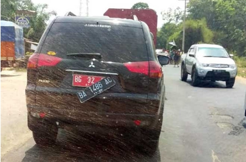 Banyak Kepala Dinas Pakai Mobil Dinas Berplat Hitam, Haili Yoga “Mobil Itu di Beli Pakai Uang Rakyat Harus di Jaga”