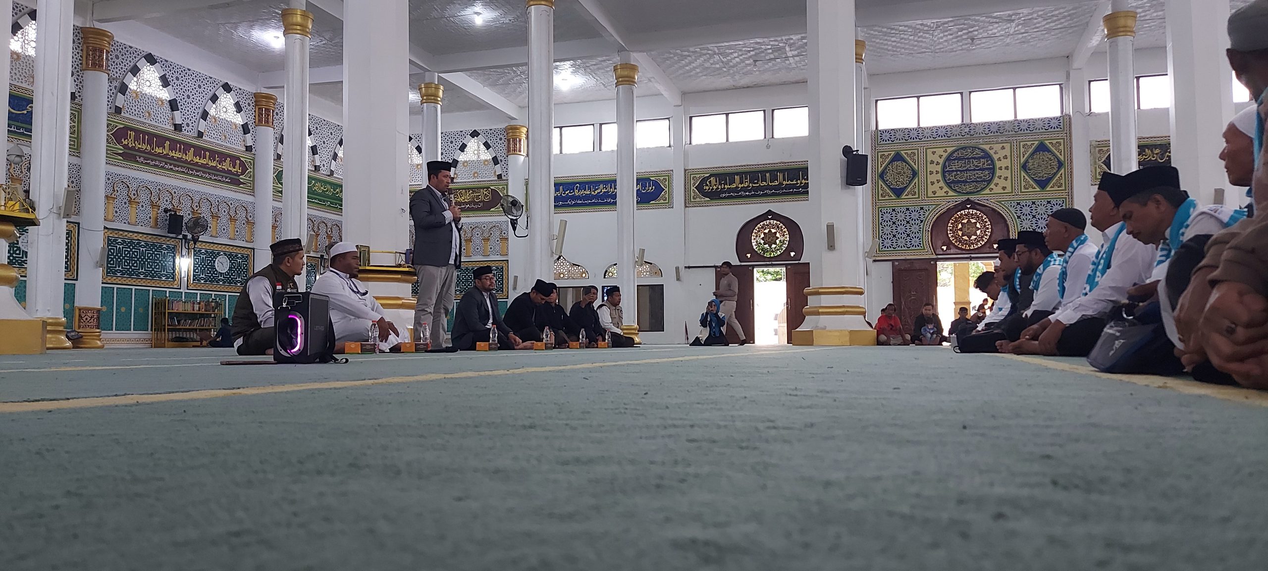 Bupati Haili Yoga Lepas Jamaah Umrah PT. Sarana Berkah Azzikra Minta Doakan Daerah Gayo Agar Terus Maju