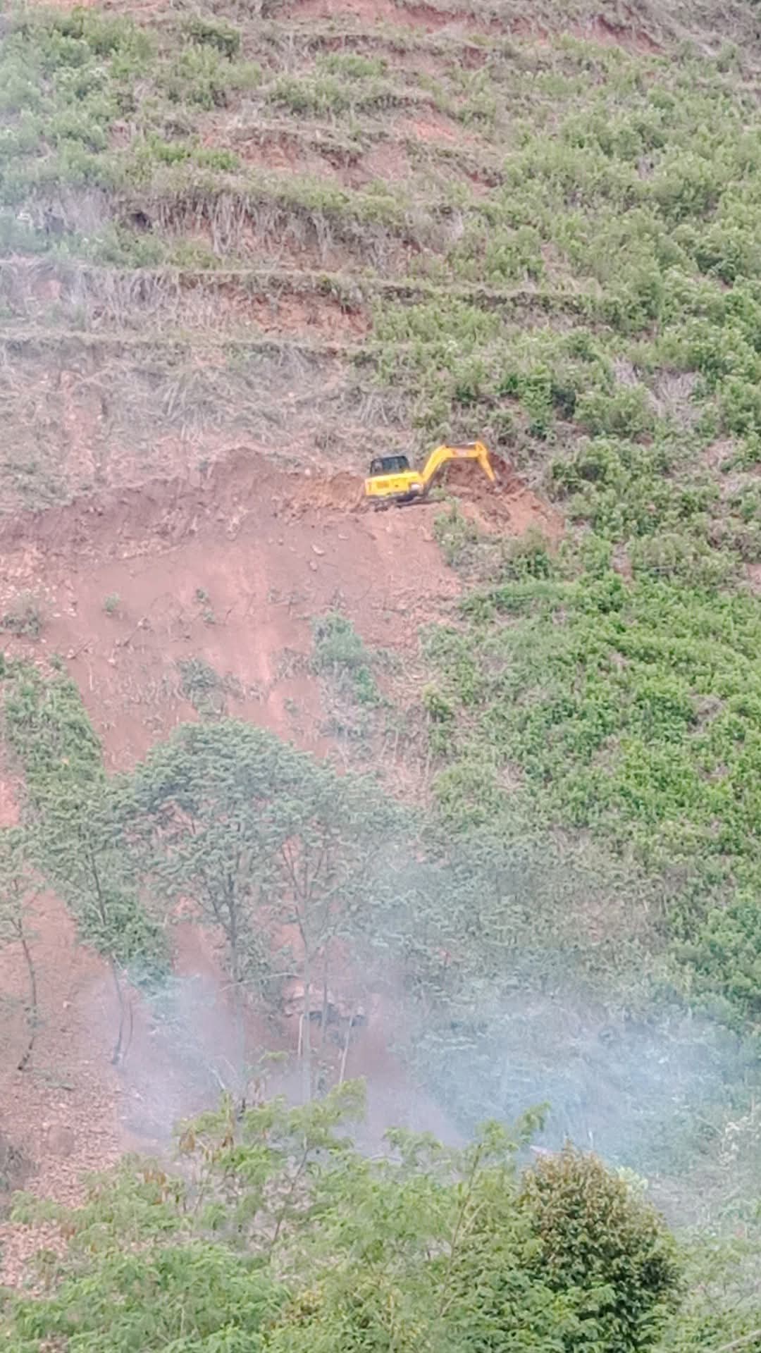 Warga Desa Kuyun Takengon Pertanyakan Galian di Bahu Gunung Terjal