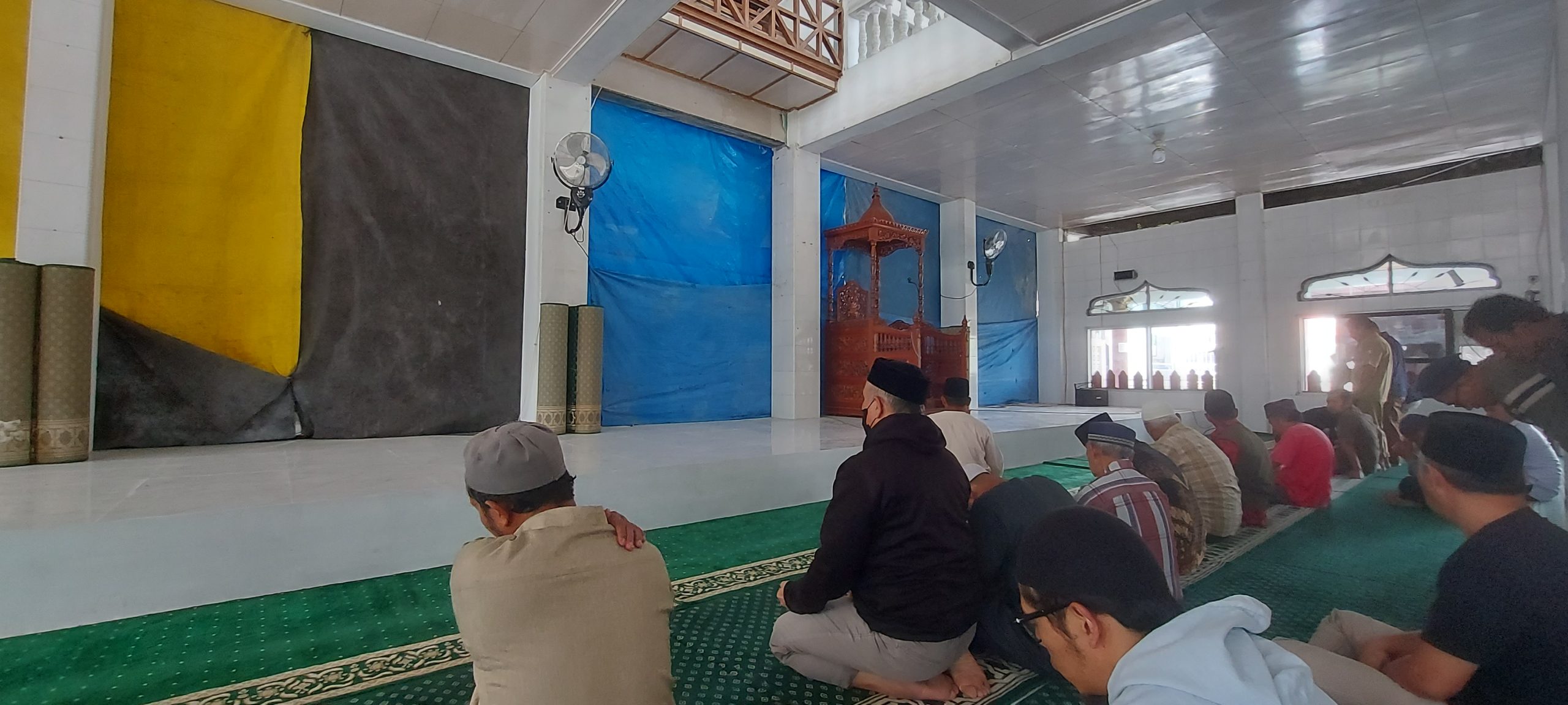 Masjid Jamik Babussalam Kemili Berbenah Untuk Kenyamanan Jamaah