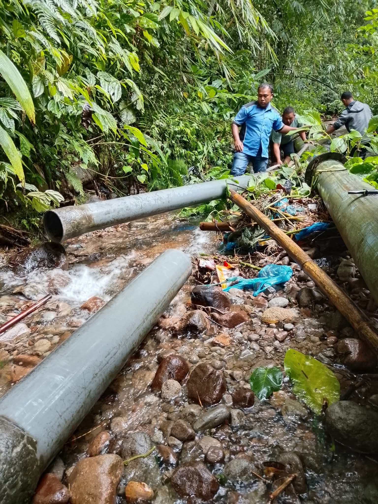 Perusahaan Air Minum Daerah (PDAM) Takengon Perbaiki Pipa Hanyut Akibat Hujan