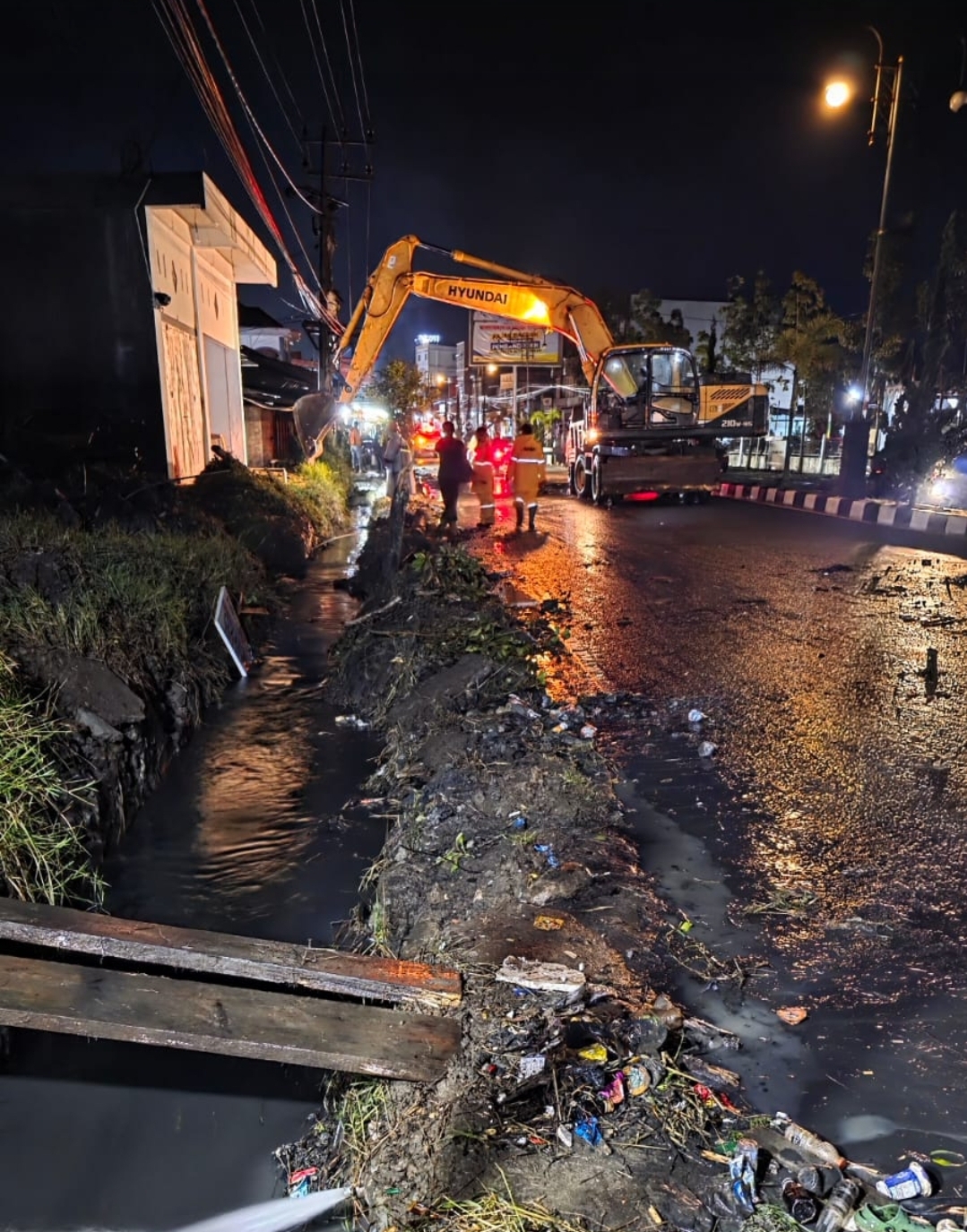 Banjir Musiman di Jalan Provinsi (Kota Takengon), Diduga Bagian Tangungjawab PUPR Aceh Yang Menyusahkan Masyarakat Lokal serta Penguna Jalan