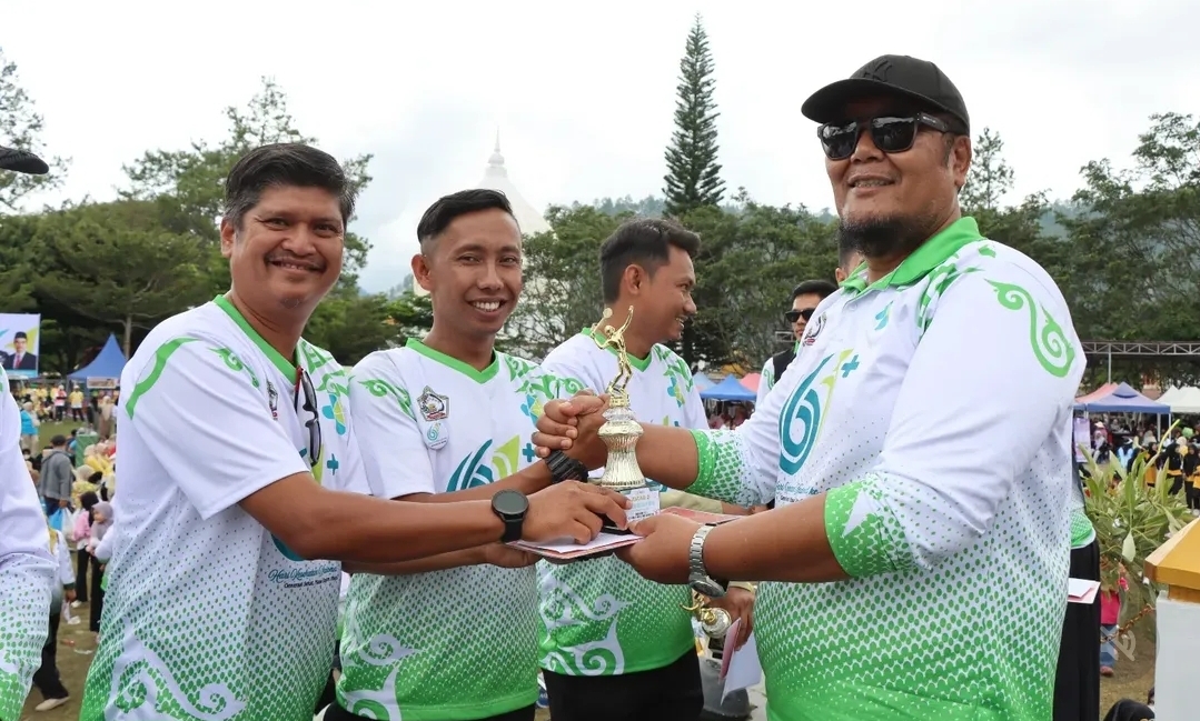 Wakil Ketua DPRK Hamdan Ikut Memeriahkan Hari Kesehatan Nasional