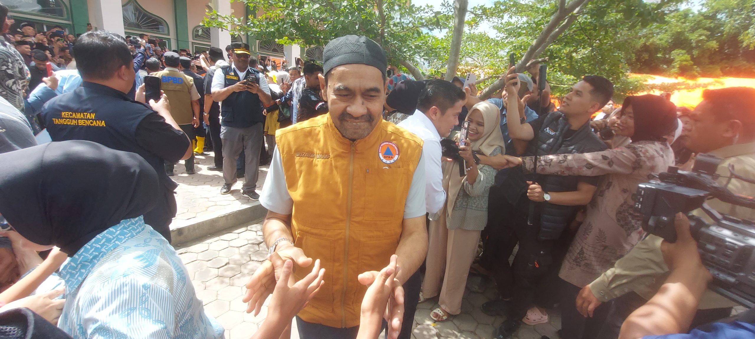 Gubernur Aceh Imbau Seluruh Masjid Laksanakan Shalat Ghaib untuk Korban Banjir dan Longsor di Aceh dan Sumatera