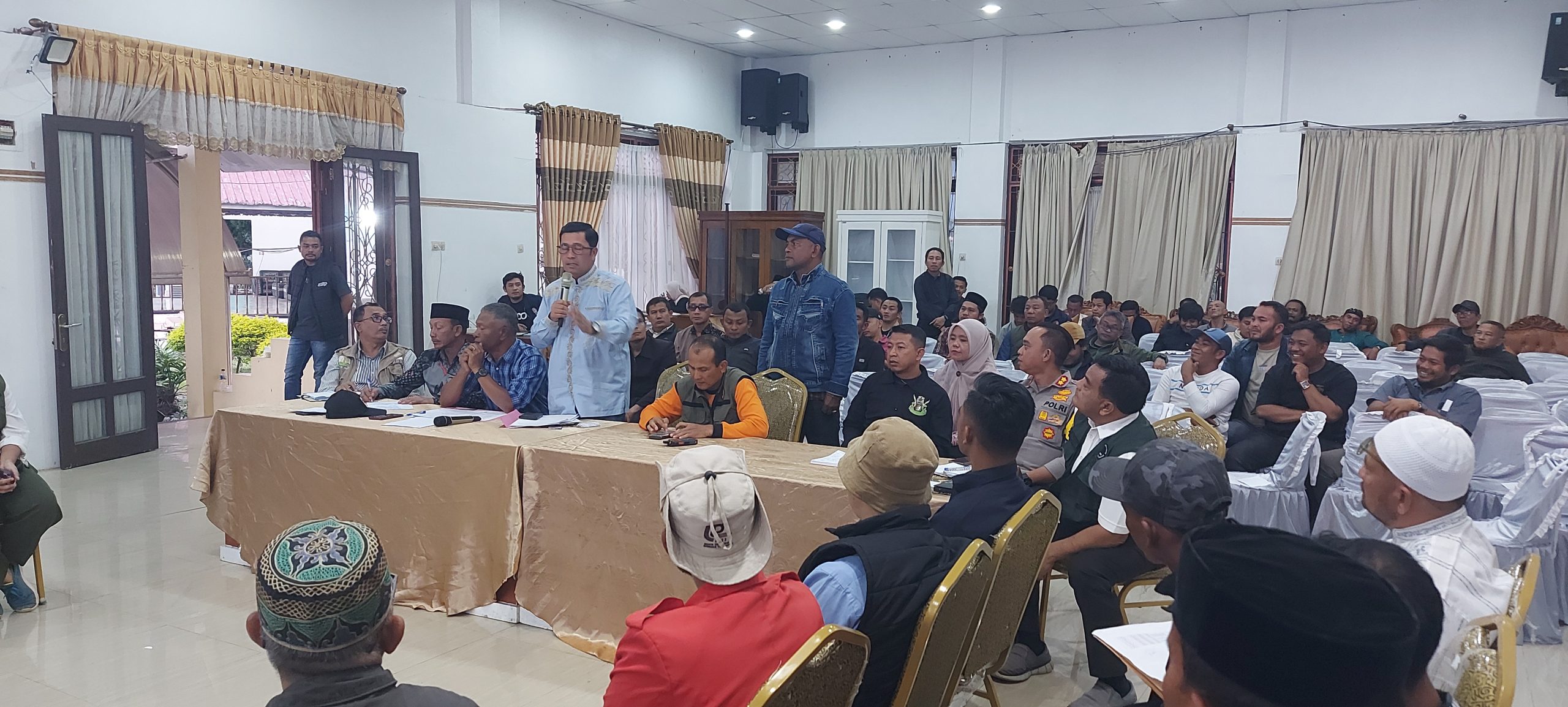 Bupati Haili Yoga Ingatkan Reje, “Data Semua “Harta” Warga Yang “Hilang” Akibat Bencana Alam