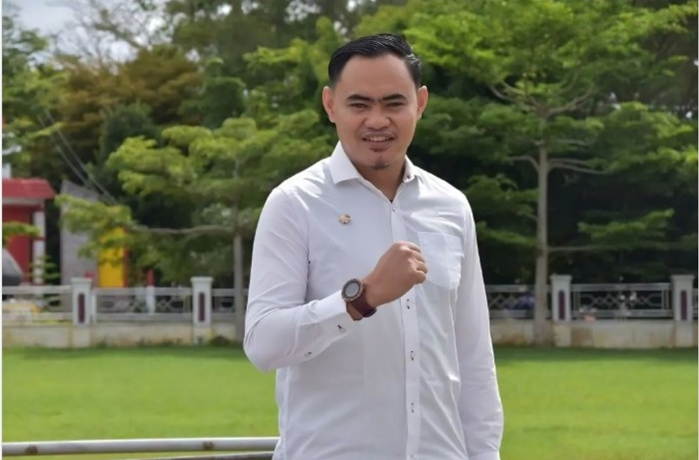 Kedatangan Presiden Prabowo Subianto  Kabag Prokopim, Rahmad Hidayat, “Ya A1 bang”