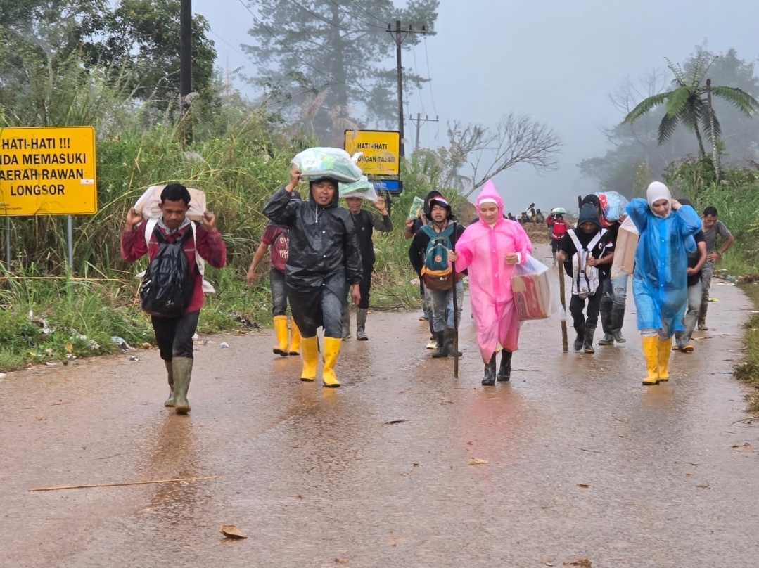 Ketua DPRK Fitriana Mugie Harapkan Pedagang Dadakan, Sesuaikan Harga Dengan Situasi Ekonomi Saat Bencana