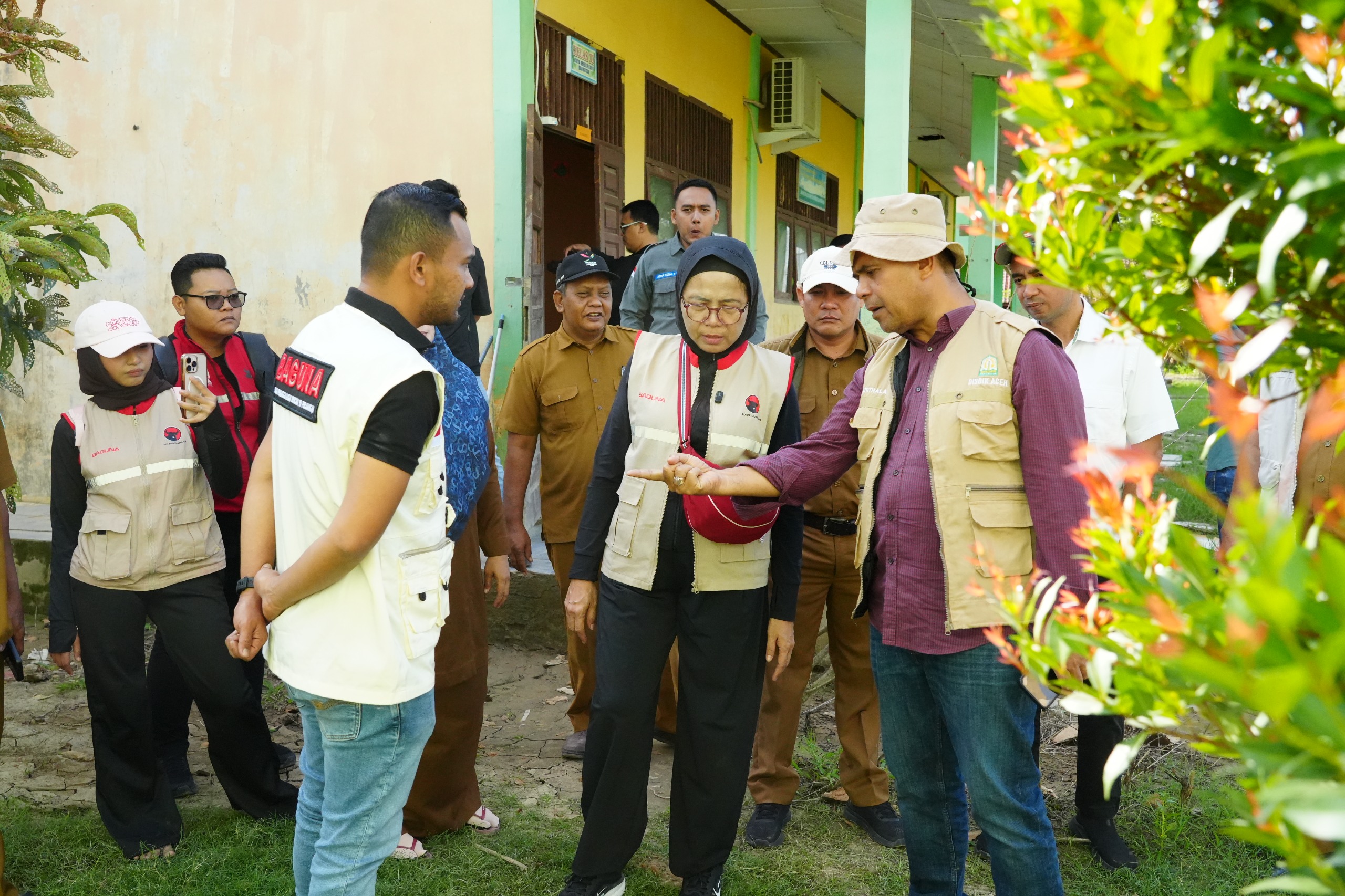Di Tengah Banjir Aceh Utara, Semangat Anak Sekolah Menyalakan Harapan Baru