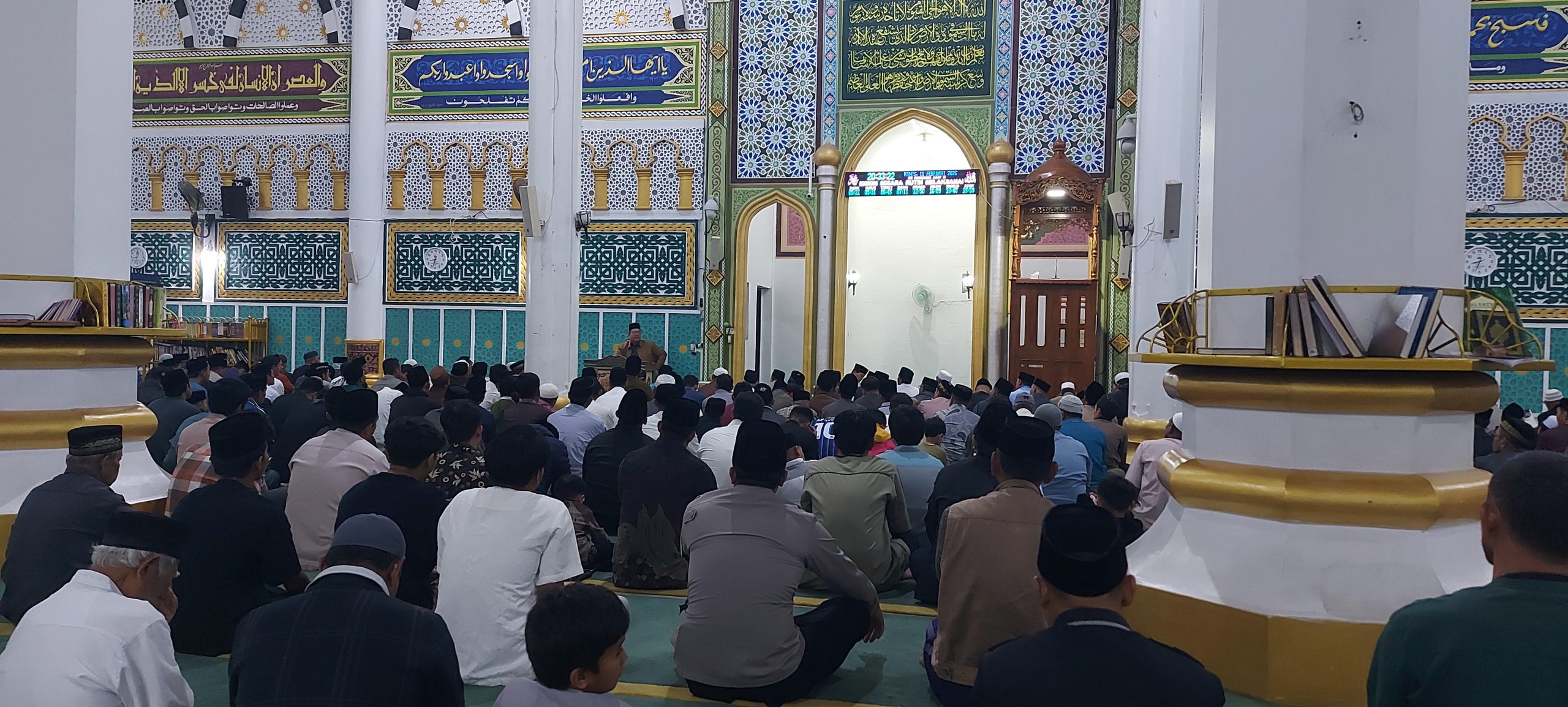 Kultum 15 Menit, Prof Dr. Ridwan Nurdin Ajak Jamaah Sholat Tarawih “Gemuk” Menjalankan Ibadah Puasa