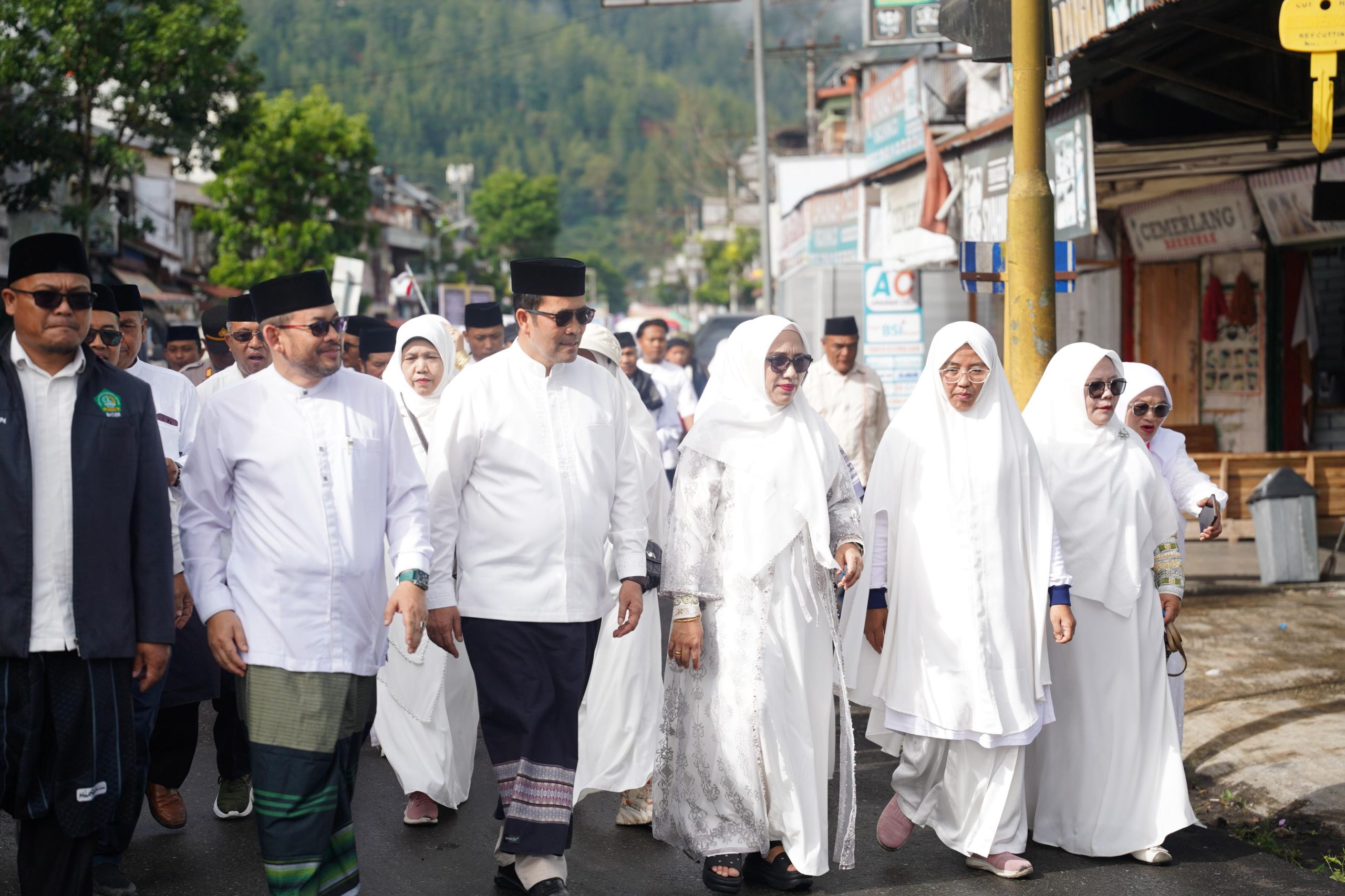 Sambut Hari I Muharram 1448 Hijriah, Bupati Haili Yoga Adakan Pawai Kebersamaan