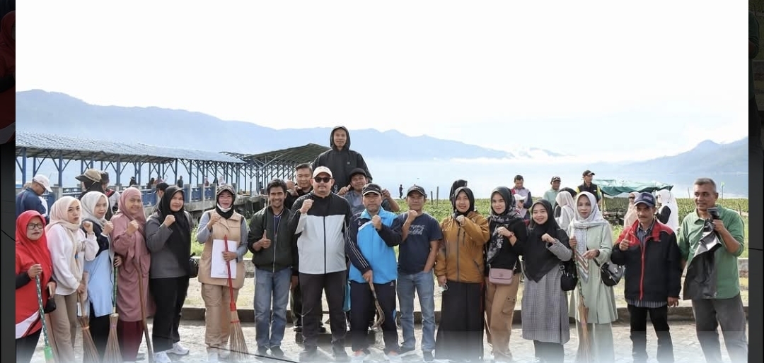 Jajaran Sekwan DPRK Kompak Ikuti Gotong Royong Massal Peringati Hari Lingkungan Hidup Sedunia 2026