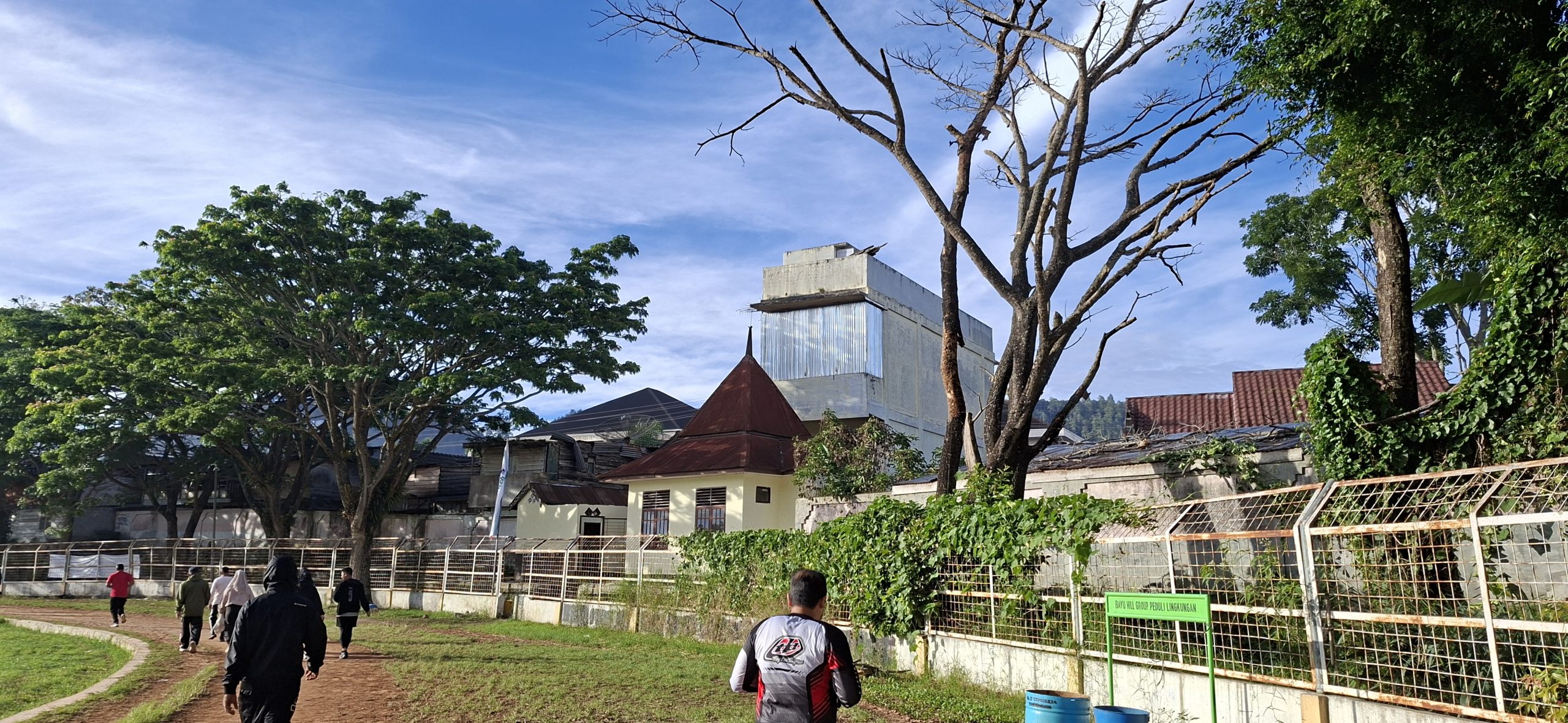 Pejoging Musara Alun Minta Batang Kayu Rapuh Dipotong, Aswaf; Pemerintah Harus Benahi Sarana Joging